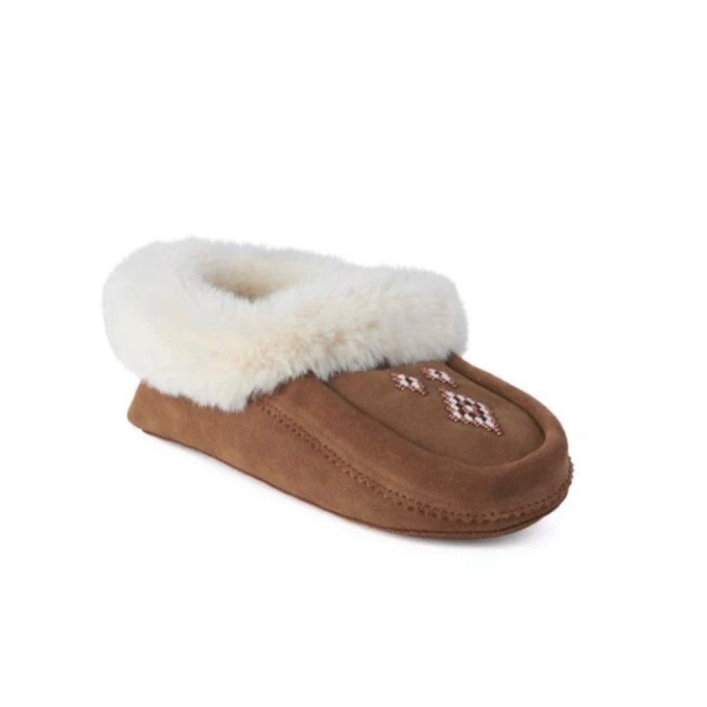 Manitobah house moc unisex size 11 women or 9 men, brand new in box!